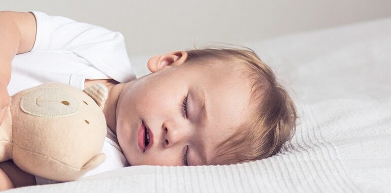 Cinco hábitos para inducir el sueño en los bebés y evitar los desvelos