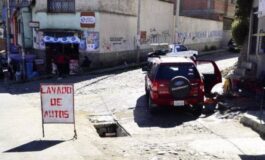Por escasez de agua y falta de lluvias en La Paz, Gobierno anuncia que reglamentará los lavaderos de autos